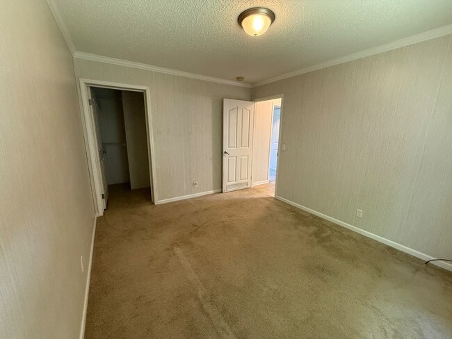 Building Photo - 3944 Alley Valley Rd