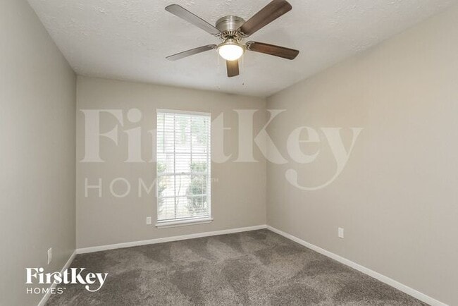 Building Photo - 22707 Earlmist Dr