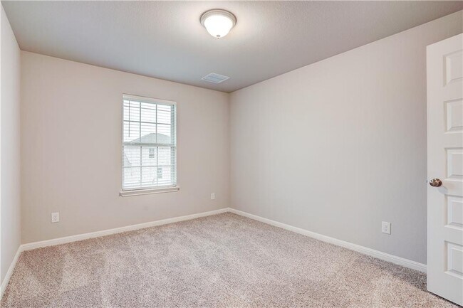 Building Photo - 309 Unforgiven Ln
