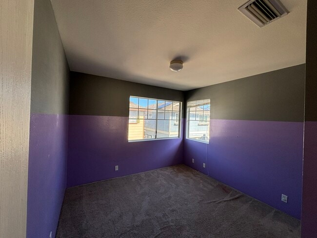 Building Photo - 91-574-574 Makalea St