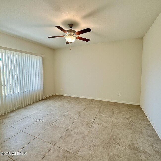 Building Photo - 25925 W Tonto Ln