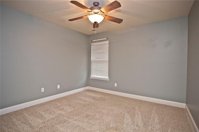 Building Photo - 5304 S 44th St