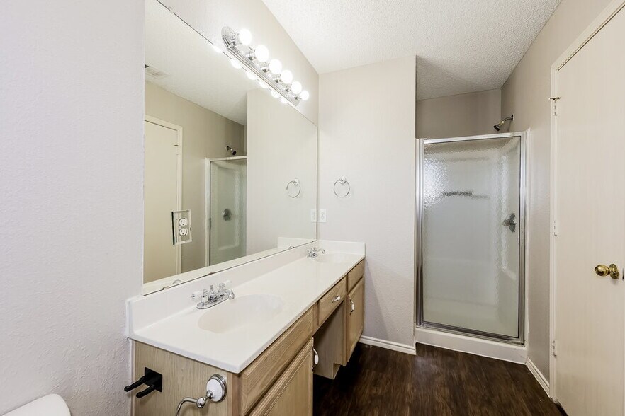 Building Photo - 4604 Quarry Cir