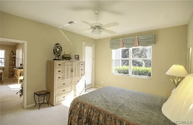 Building Photo - 1063 W Diamond Shore Loop