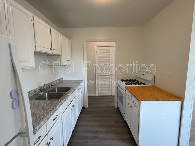 Building Photo - 1411 N Courtland Ave