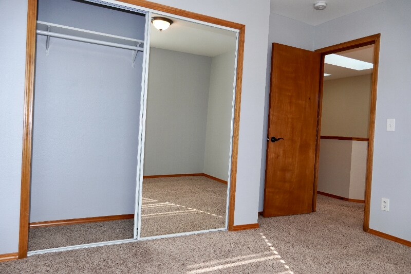 Building Photo - 1455 Gumwood Dr