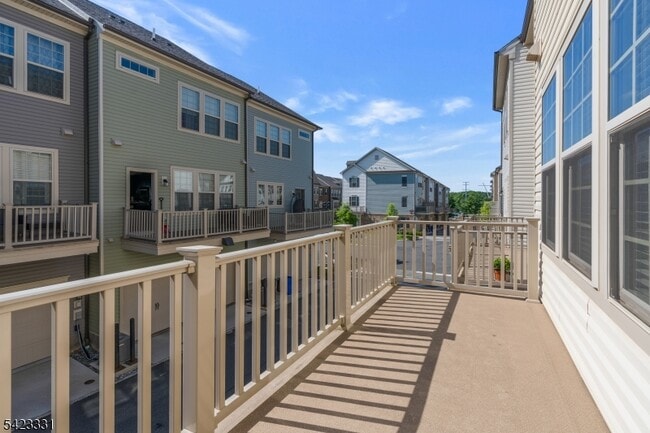 Building Photo - 17 Gala Ct