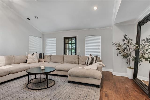 Building Photo - 4215 Green Meadow E