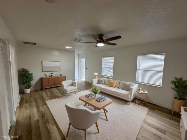 Building Photo - 5296 Stacy St