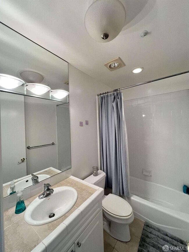 Building Photo - 1715 Pierce St