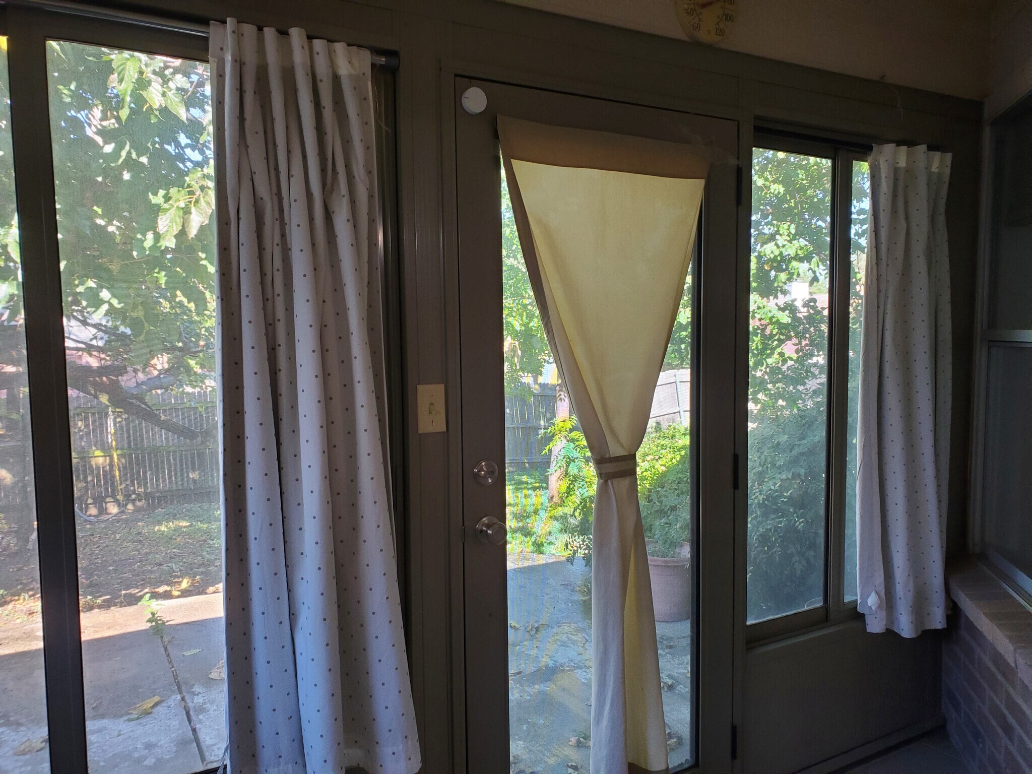 Building Photo - 6812 Coldwater Canyon Rd