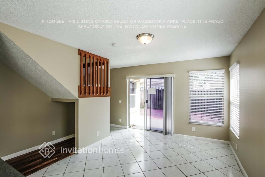 Building Photo - 2716 Arrowwood Ct