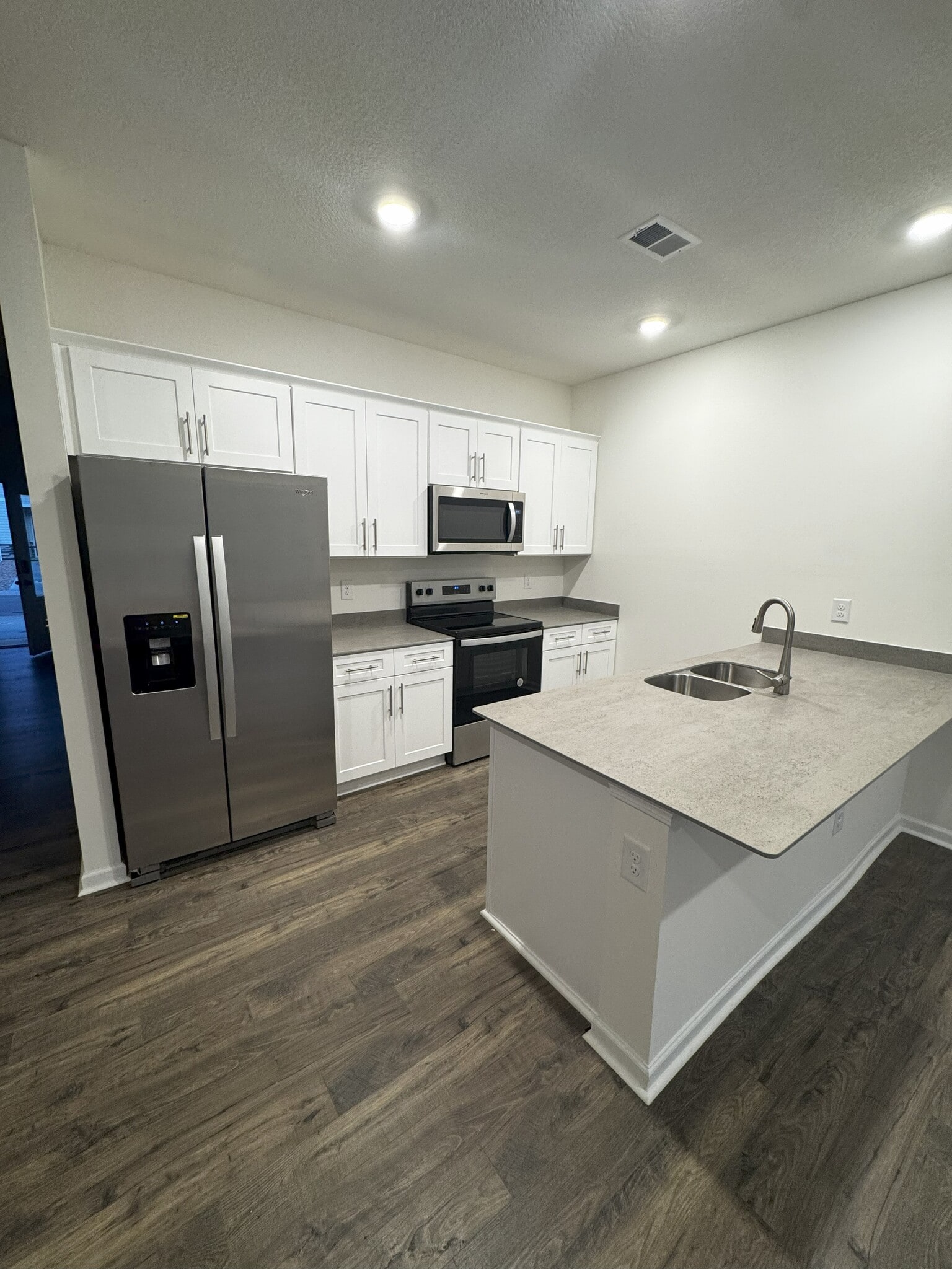 Kitchen - 1106 Saylors Pl