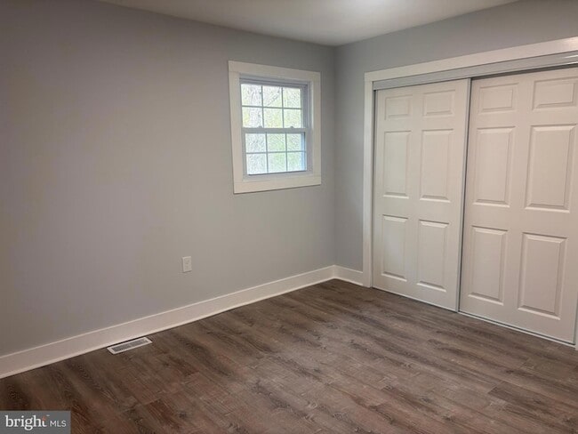 Building Photo - 308 Whitehall Rd