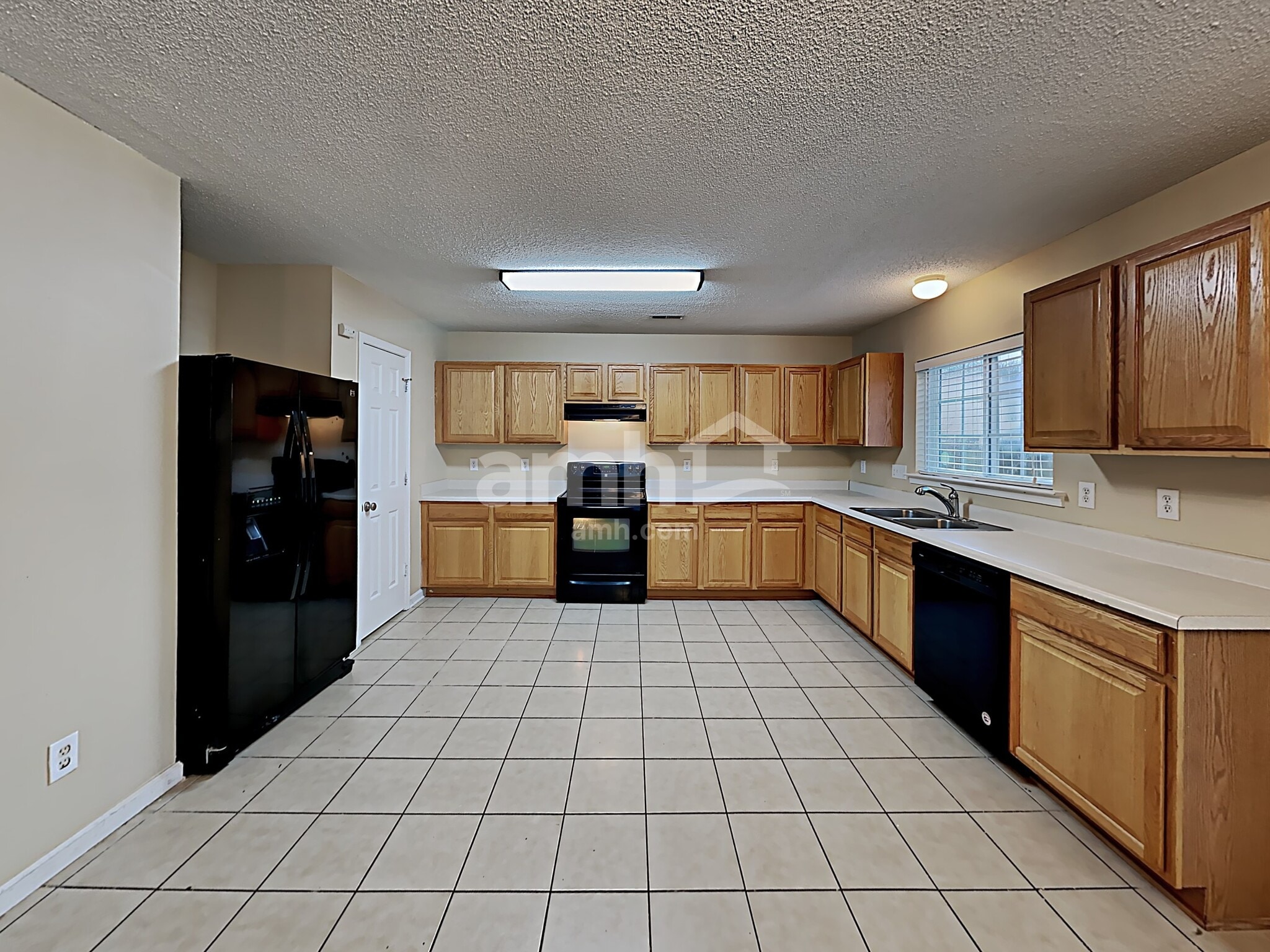 Building Photo - 4020 Flat Sedge Ln