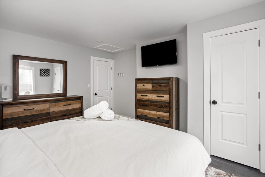 Building Photo - 2834 N Washington Blvd