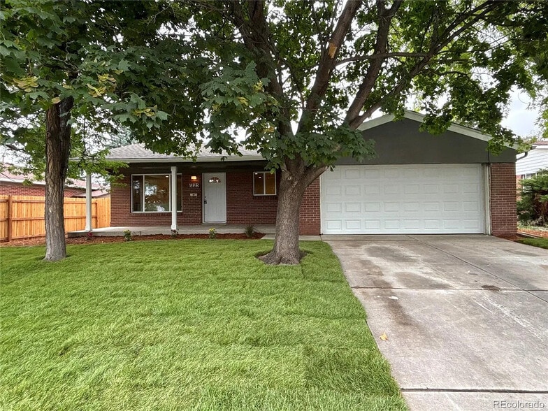 Primary Photo - 1225 W 7th Avenue Dr