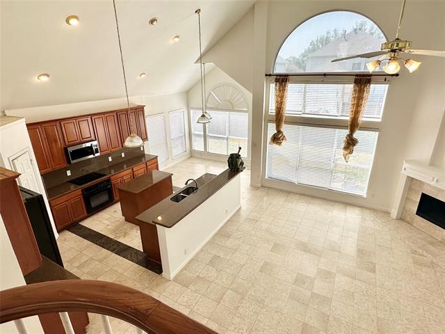 Building Photo - 4520 Avebury Dr