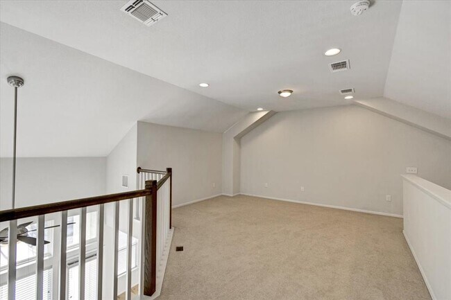 Building Photo - 13700 Cibolo Trace