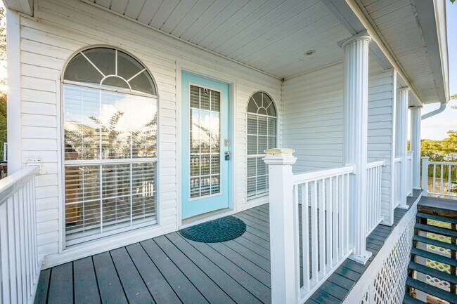 Building Photo - 1102 Stanfield Point Rd