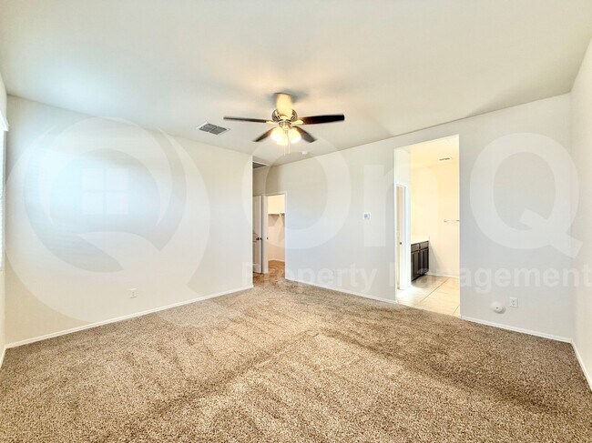 Building Photo - 3028 S 78th Dr