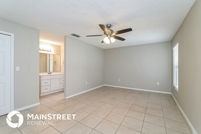 Building Photo - 709 Dromedary Dr