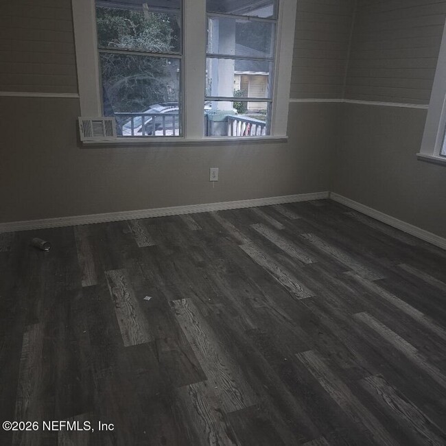 Building Photo - 7114 Edge St