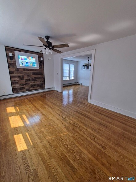 Building Photo - 73 Brooklawn St