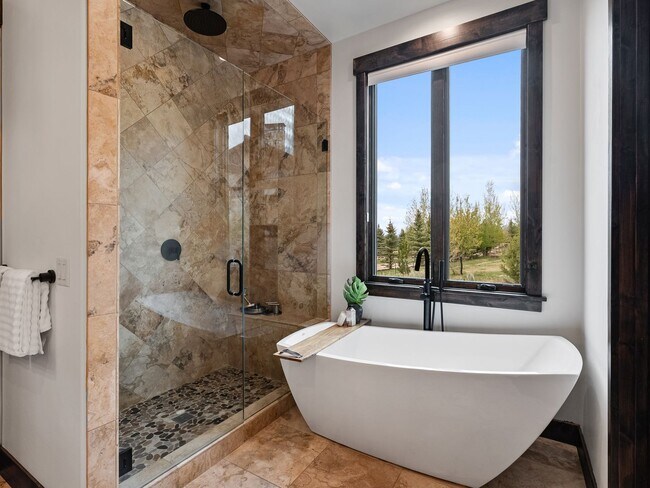 Building Photo - 1075 N Oquirrh Mountain Dr
