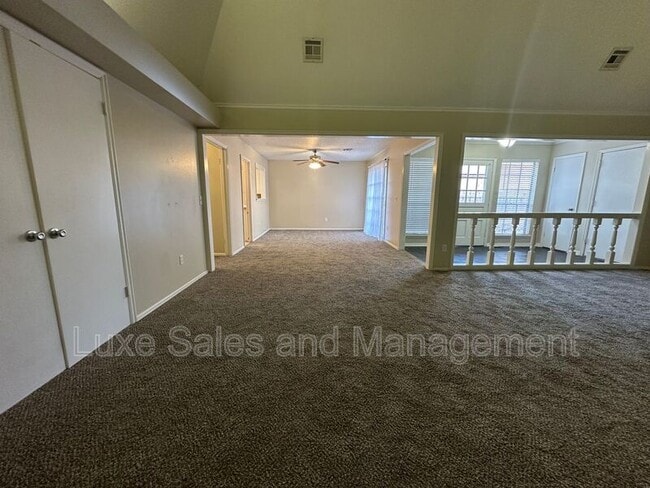 Building Photo - 2518 NW 62nd St