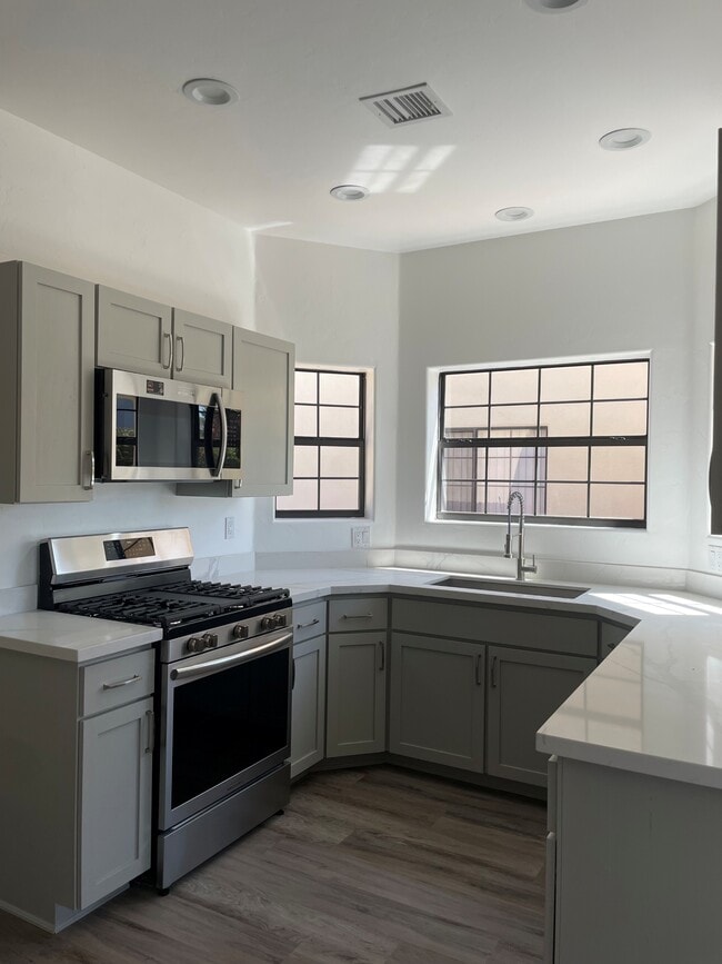 Building Photo - 3269 Orchid Way