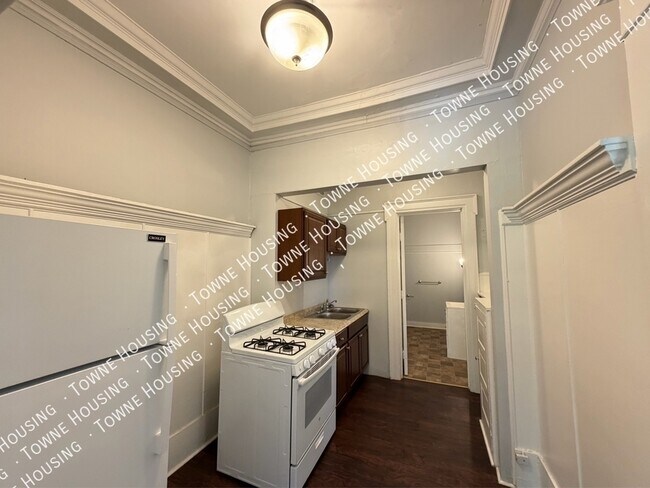 Building Photo - 479 Delaware Ave
