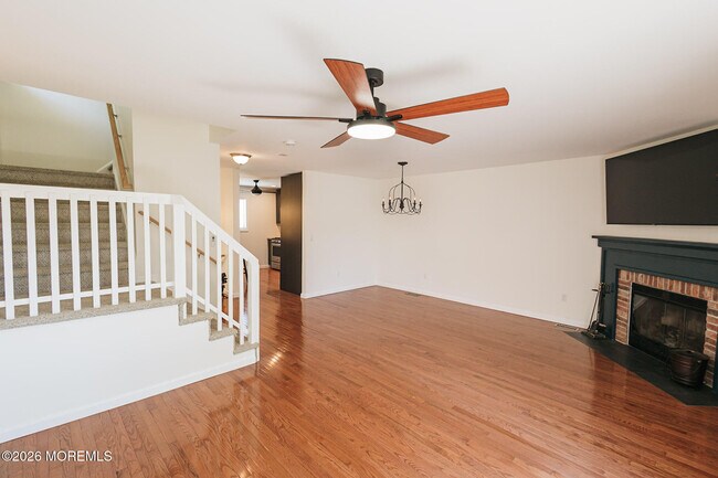 Building Photo - 1601 Alpine Trail