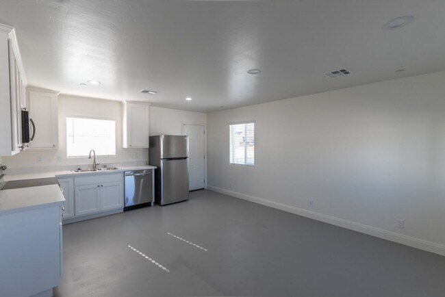 Building Photo - 1524 Porter St