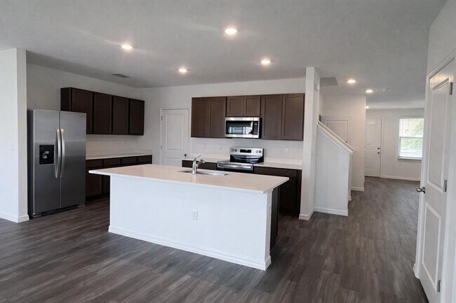 Building Photo - 32463 Weathered Oak Dr