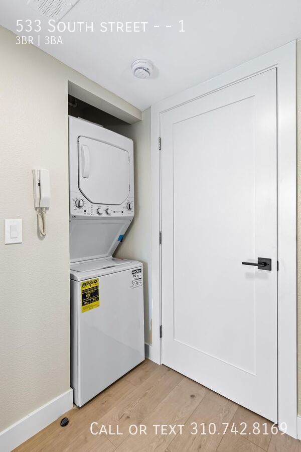 Building Photo - 533 South St