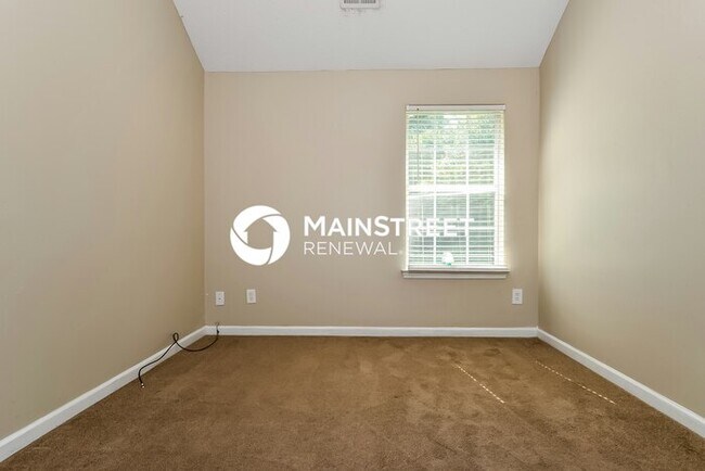 Building Photo - 4 Bedroom Pet-Friendly Home in Ellenwood, GA with Main Street Renewal