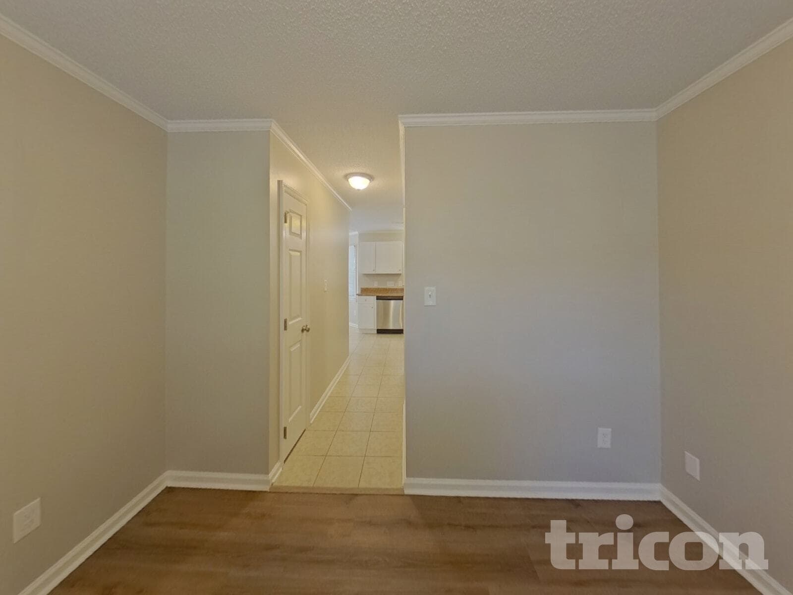 Building Photo - 8404 Sills Ct