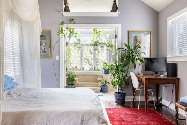 Building Photo - 15 Ferry St