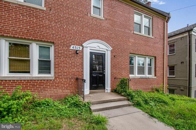 Building Photo - 4515 Avondale St