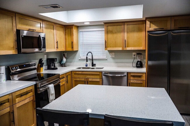 Building Photo - 2401 Gulf Blvd