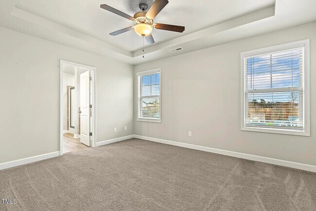Building Photo - Earn Wealth While Leasing - Like a Homeown...