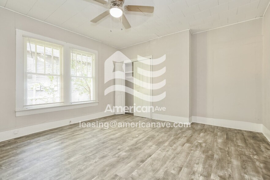 Building Photo - 306 E Guilford St