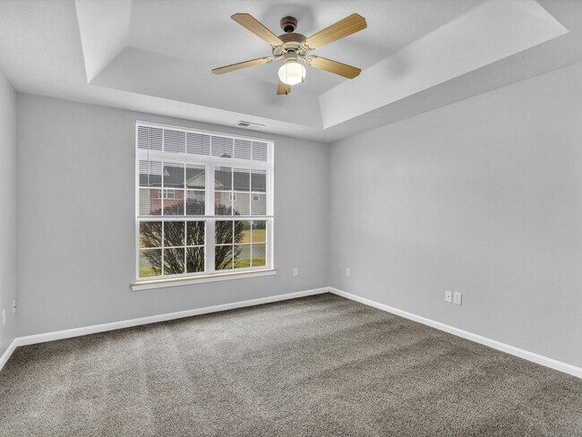 Building Photo - 8584 Lincoln Ave