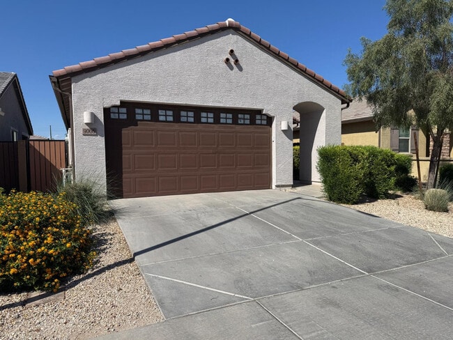 Building Photo - 9006 W Rancho Dr