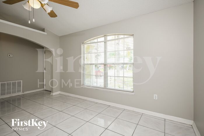 Building Photo - 1165 St Tropez Ct