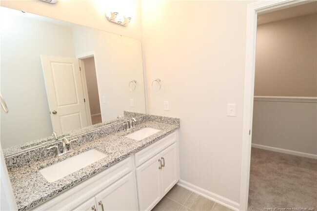 Building Photo - 3131 Cathedral Comb Dr
