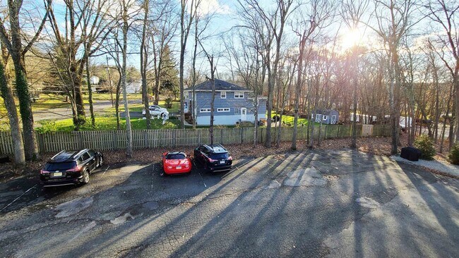 Building Photo - 419 Plainfield Ave