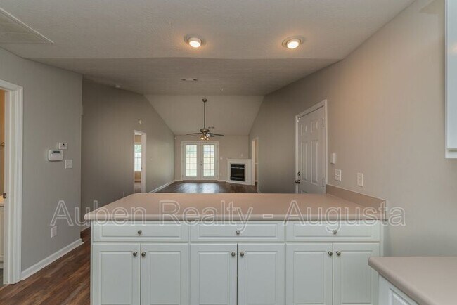 Building Photo - 7010 Antilles Dr
