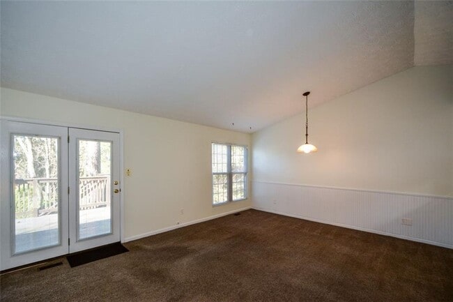 Building Photo - 115 Arborfield Way